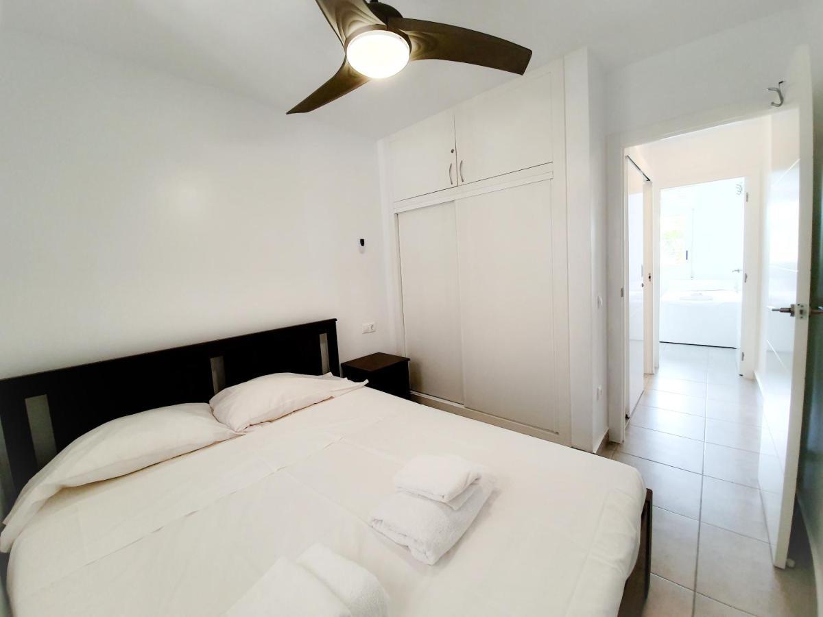 Best House Paola Torrevieja Luaran gambar