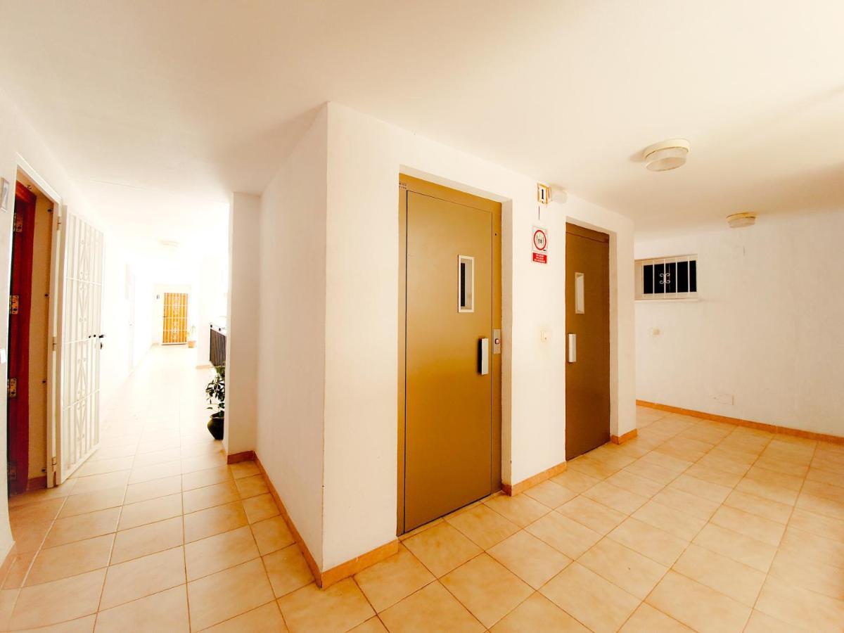 Best House Paola Torrevieja Luaran gambar